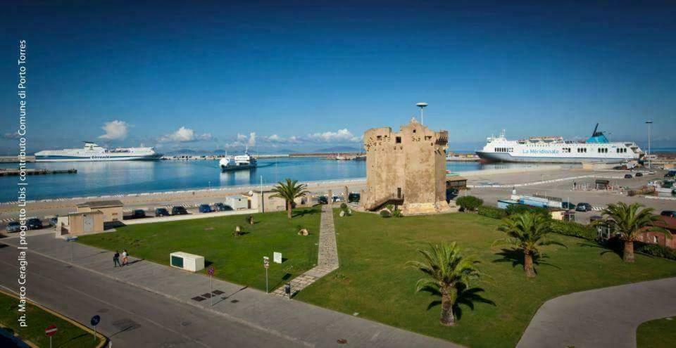 Willa Casa Debby Porto Torres Zewnętrze zdjęcie